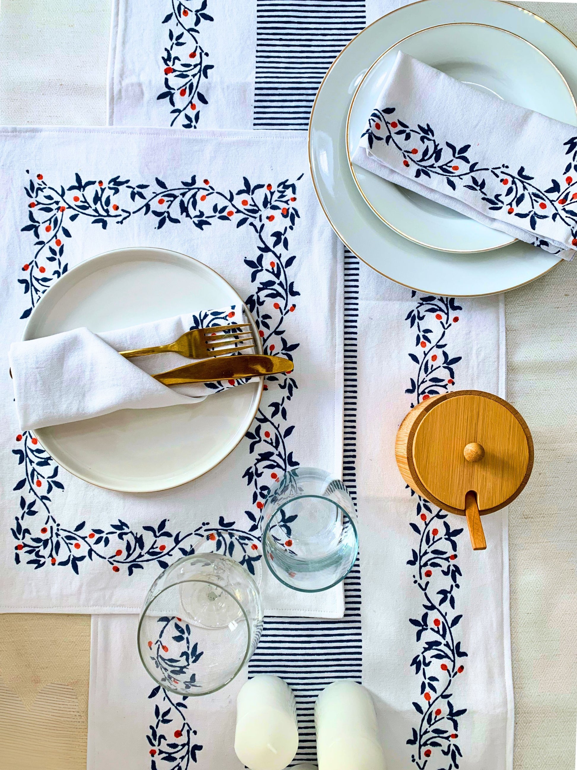 GOTS certified organic cotton placemats, set of 6, adorned with a block-printed floral pattern and sketchy lines, offering a perfect blend of style and eco-conscious living.