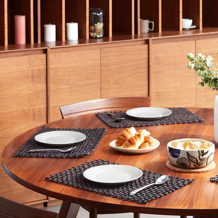 Enhance your dining setting with a set of 6 Rectangle Table Mats crafted from handloomed Sabai Grass.