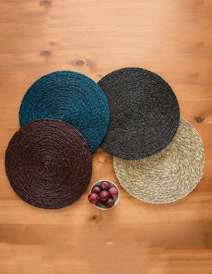 Enhance your dining table aesthetics with our Set of 6 Circular Table Mats, crafted from handloomed Sabai Grass.