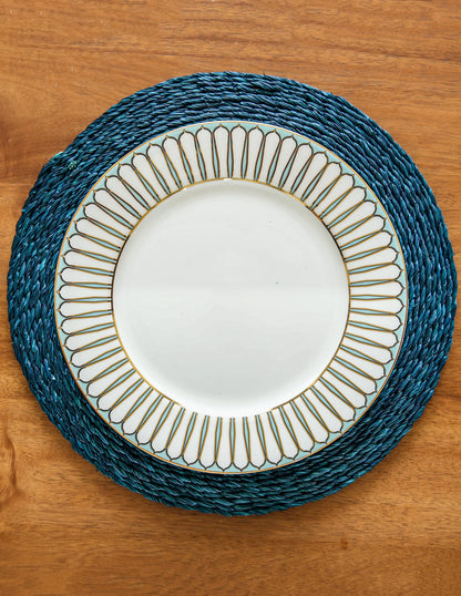 Experience elevated dining with our Circular Table Mat Set of 6, expertly crafted from handloomed Sabai Grass